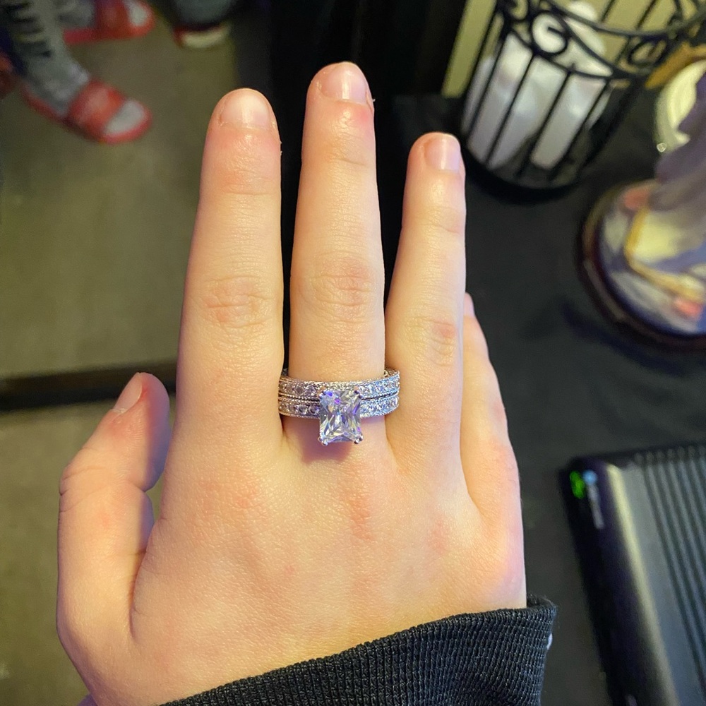 Ring with band